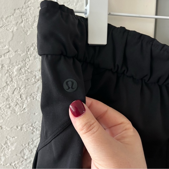 Lululemon Stretch High-Rise Jogger Pants Black - Picture 4 of 5